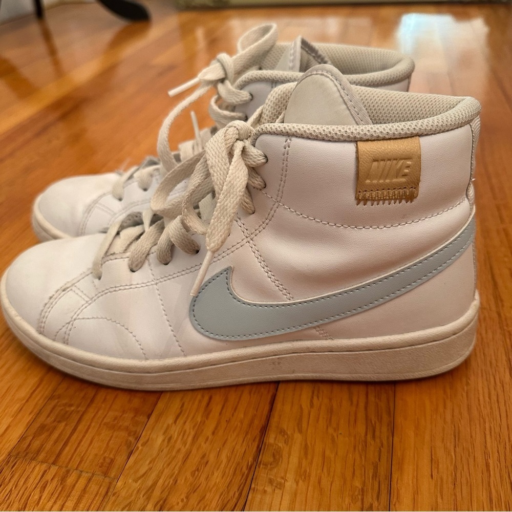 Nike Court Royale 2 Mid 'White Blue Tint' CT1725-106 2023 Women's US 8
